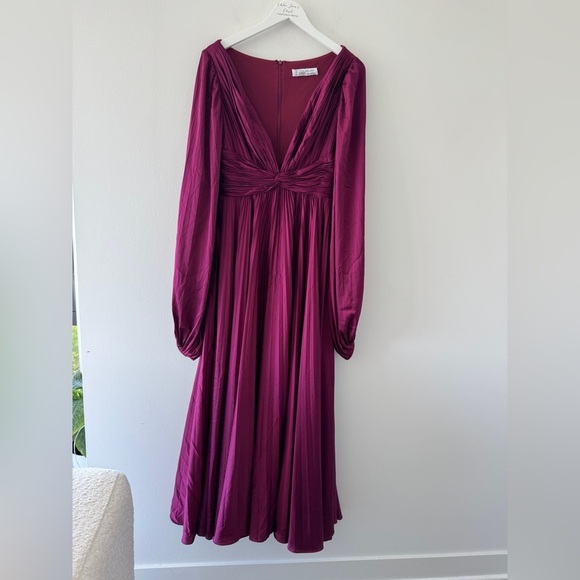 MAC DUGGAL Pleated Charmeuse Gown 6 - Picture 8 of 13